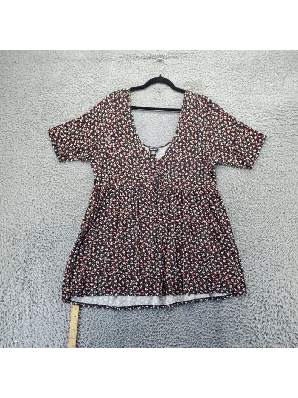 Torrid Top Womens 3X Multicolor Floral Short Sleeve Flowy Lightweight Stretch